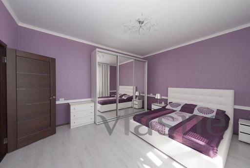 For rent luxury apartment in the city center in a new buildi