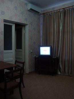 Здам 2-х кімнатну квартиру в центрі, Одеса - квартира подобово
