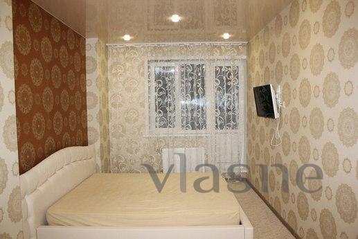 Three-room, excellent for day rent, Kemerovo - günlük kira için daire