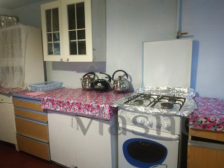 Кімнати в приватному секторі, Черноморск (Ильичевск) - квартира посуточно