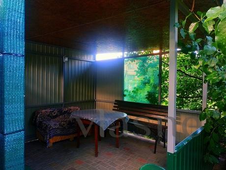 Кімнати в приватному секторі, Черноморск (Ильичевск) - квартира посуточно