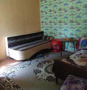I rent a 2-storey house in the center of Berdyansk with all 