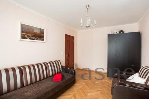 Rent a cozy 1-bedroom apartment near the metro VDNH, near th