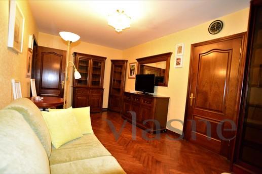 Rent a cozy 2-bedroom apartment, Moscow - günlük kira için daire