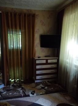 I will hand over separate half-rooms., Chernomorsk (Illichivsk) - apartment by the day