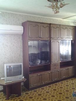 Apartment in the city center on the seaside square, the beac