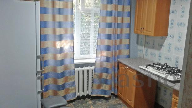 Аренда 2-х комнатная квартира посуточно, Бердянск - квартира посуточно