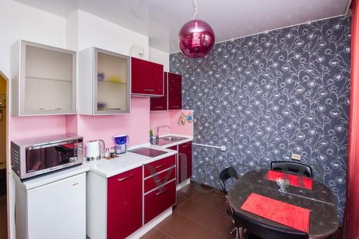 1 bedroom apartment for rent, Tyumen - günlük kira için daire