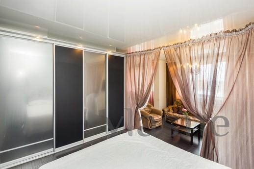 1 bedroom apartment for rent, Tyumen - günlük kira için daire