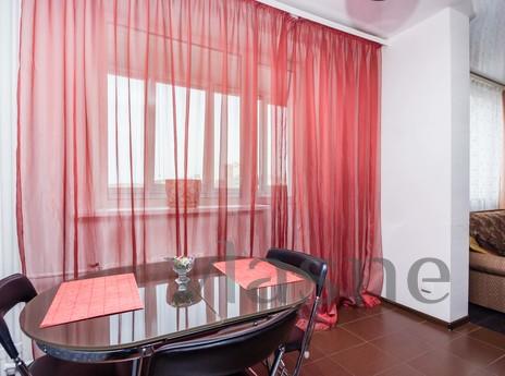 1 bedroom apartment for rent, Tyumen - günlük kira için daire