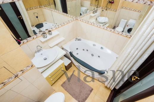 1 bedroom apartment for rent, Tyumen - günlük kira için daire