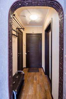 1 bedroom apartment for rent, Tyumen - günlük kira için daire