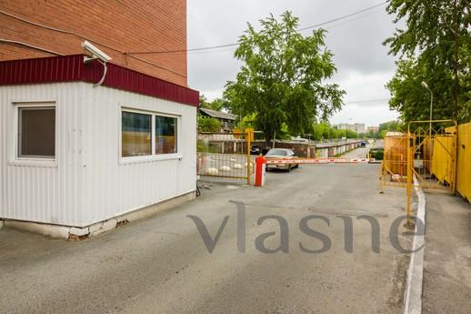 1 bedroom apartment for rent, Tyumen - günlük kira için daire