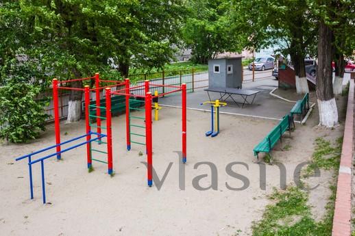 1 bedroom apartment for rent, Tyumen - günlük kira için daire