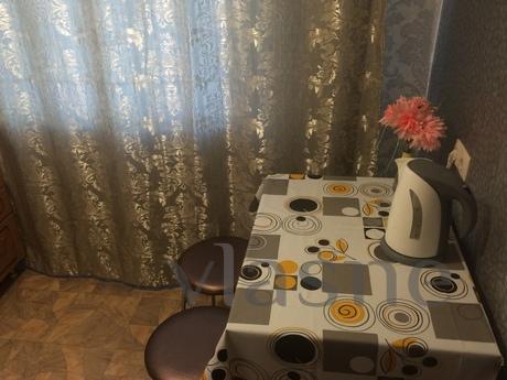 1 bedroom apartment for rent, Tyumen - günlük kira için daire