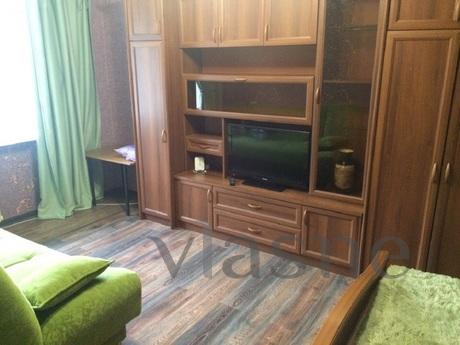 1 bedroom apartment for rent, Tyumen - günlük kira için daire