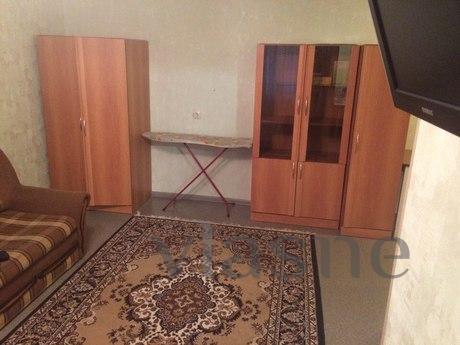 1 bedroom apartment for rent, Tyumen - günlük kira için daire