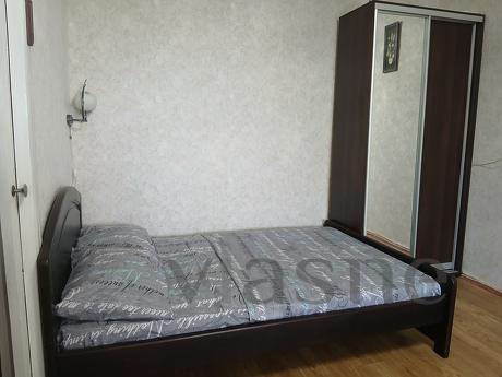 Сдаётся  своя 1 -комнатная  в 5эт на 5 эт на Парковой 18-мор