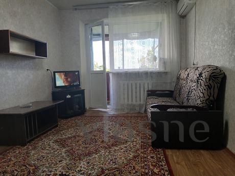 Сдаётся 1 к на Парковой18.тел, Черноморск (Ильичевск) - квартира посуточно