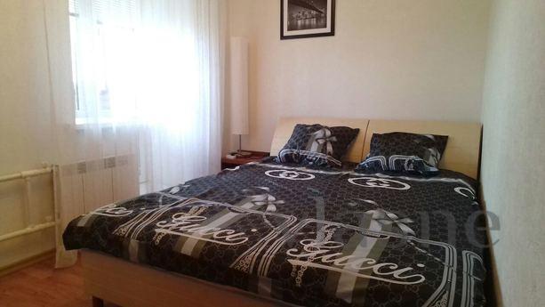 Luxurious 2 bedroom apartment, Orenburg - günlük kira için daire