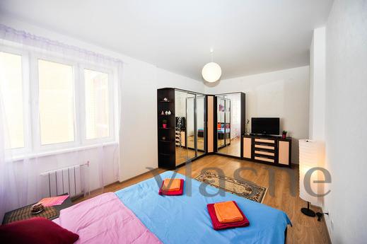 Two-Room Apartment, Єкатеринбург - квартира подобово