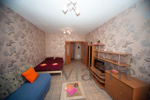 Spacious one-room apartment, Yekaterinburg - günlük kira için daire