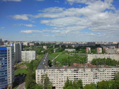 Two-bedroom apartment in Kupchino, Saint Petersburg - günlük kira için daire