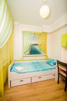 Rent 3 room  apartment, Алмати - квартира подобово