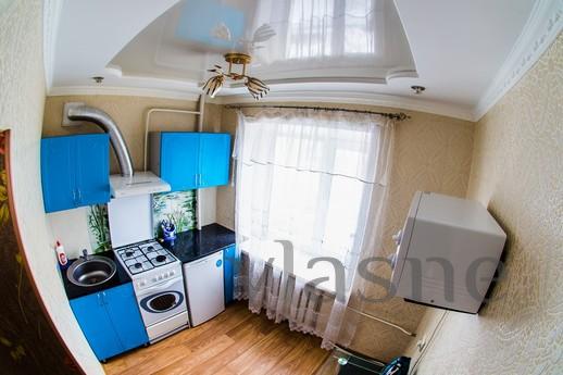 Luxurious 1-roomed apartment by the day, Kostanay - günlük kira için daire