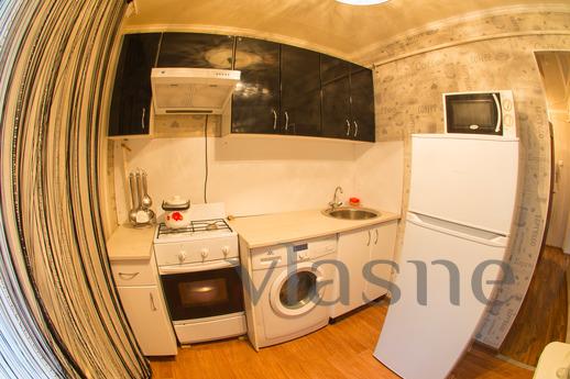 Cozy 1-room in the center, Kostanay - apartment by the day