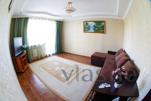 3-room apartment of elite class, Kostanay - apartment by the day
