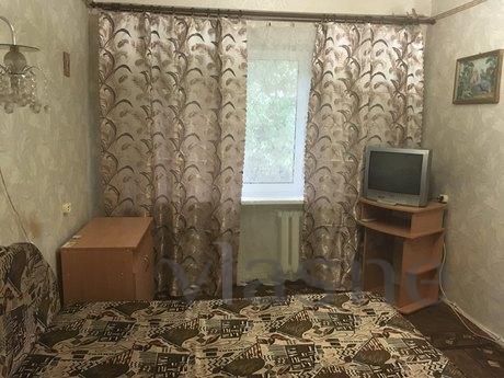 Günde 2 odalı daire, Bakhmut (Artemivsk) - günlük kira için daire