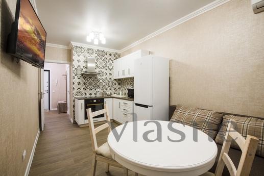 Large luxury apartments in the center, Krasnodar - günlük kira için daire