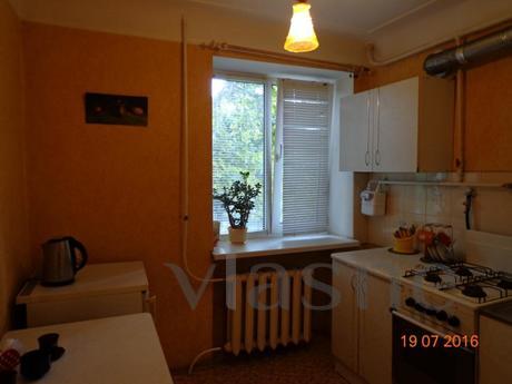 Apartment for rent in CENTER, Kherson - apartment by the day