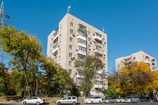 Daily Krasnoarmeyskaya 3 a, Ростов-на-Дону - квартира подобово