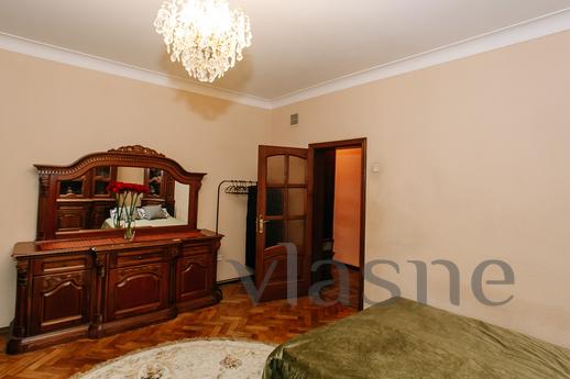 Cozy room near Sukharevskaya metro, Москва - квартира подобово