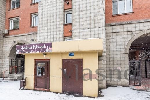 1 k.kv daily, Novosibirsk - günlük kira için daire