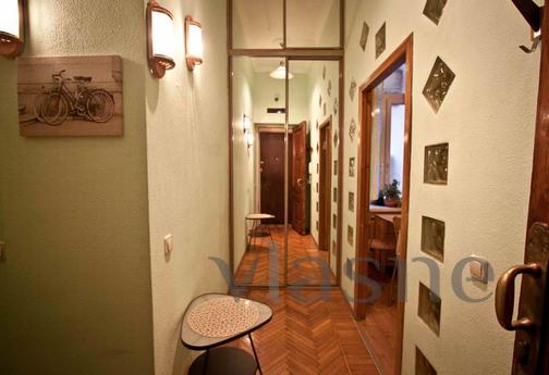 Large one-bedroom apartment in the cente, Moscow - günlük kira için daire