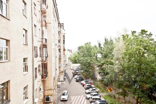 A huge apartment near the metro, Moscow - günlük kira için daire