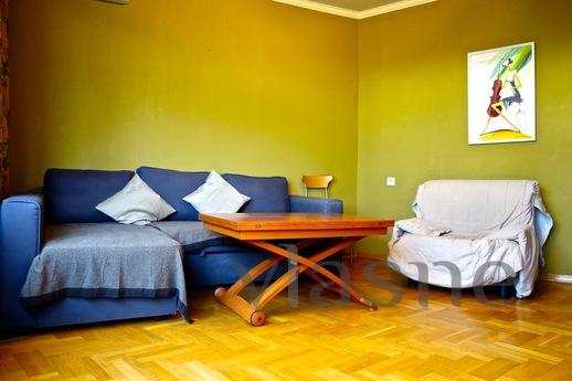 One-bedroom apartment near the Zoo, Москва - квартира подобово