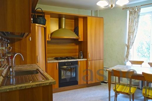 One-bedroom apartment near the Zoo, Moscow - günlük kira için daire