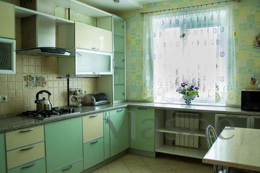 Cottage in the center of Minsk, Minsk - apartment by the day