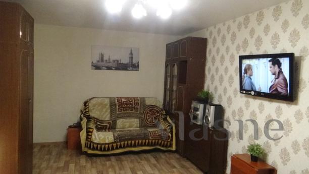 1 bedroom apartment near the Kremlin, Veliky Novgorod - günlük kira için daire