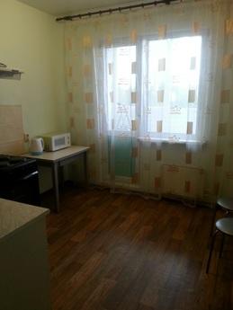 One bedroom apartment, Surgut - apartment by the day