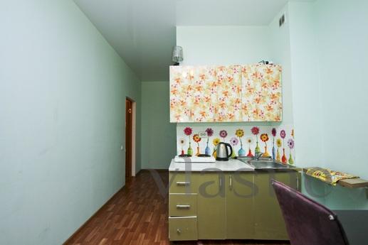 Good apartment with amenities, Surgut - apartment by the day