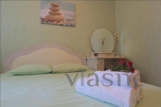 Spacious one-bedroom apartment, Surgut - günlük kira için daire