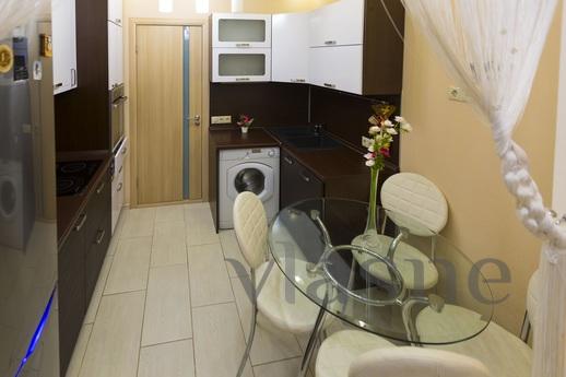 Excellent apartment in the center, Surgut - apartment by the day