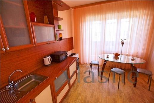 Cozy apartment with four sleeping months, Surgut - apartment by the day