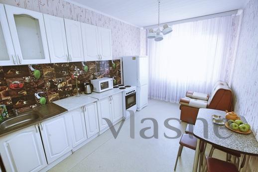 Large one-bedroom apartment, Surgut - günlük kira için daire