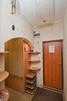 Cozy one-bedroom apartment, Surgut - günlük kira için daire